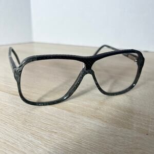 RARE! Vintage Tura Mod. 791 GRY Sunglasses Oversized Gray Black Textured 58-20